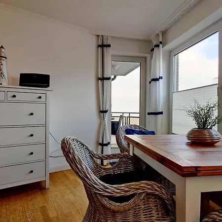 Ferienwohnung-25-mit-meerblick-in-der-residenz-meeresbrandung アパート *